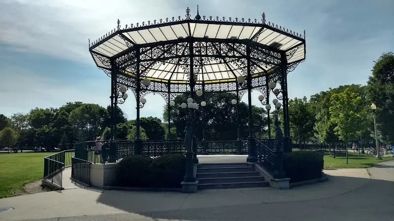 Welles (Gideon) Park