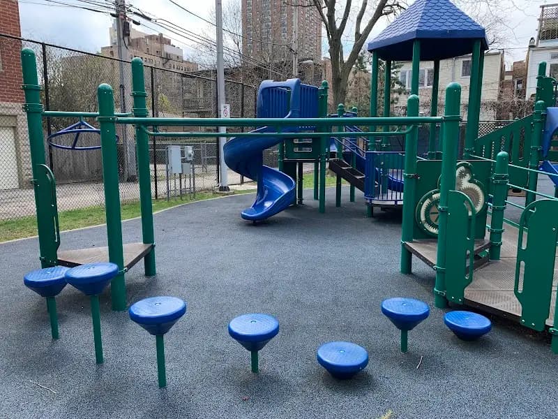 Cedar Park - Chicago Park District