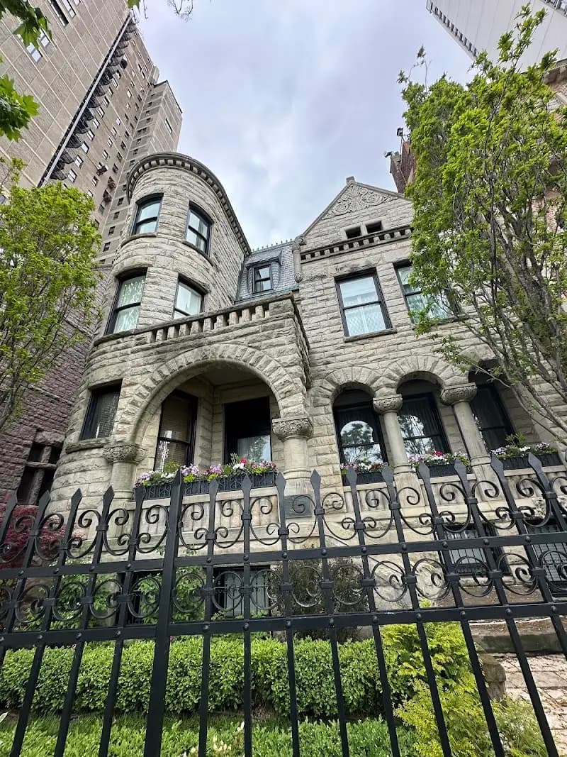 Chicago Murder Mystery Tour